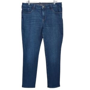 Chico's So Slimming Girlfriend Straight High Rise Jean Chico's Sz 2R/US 12R